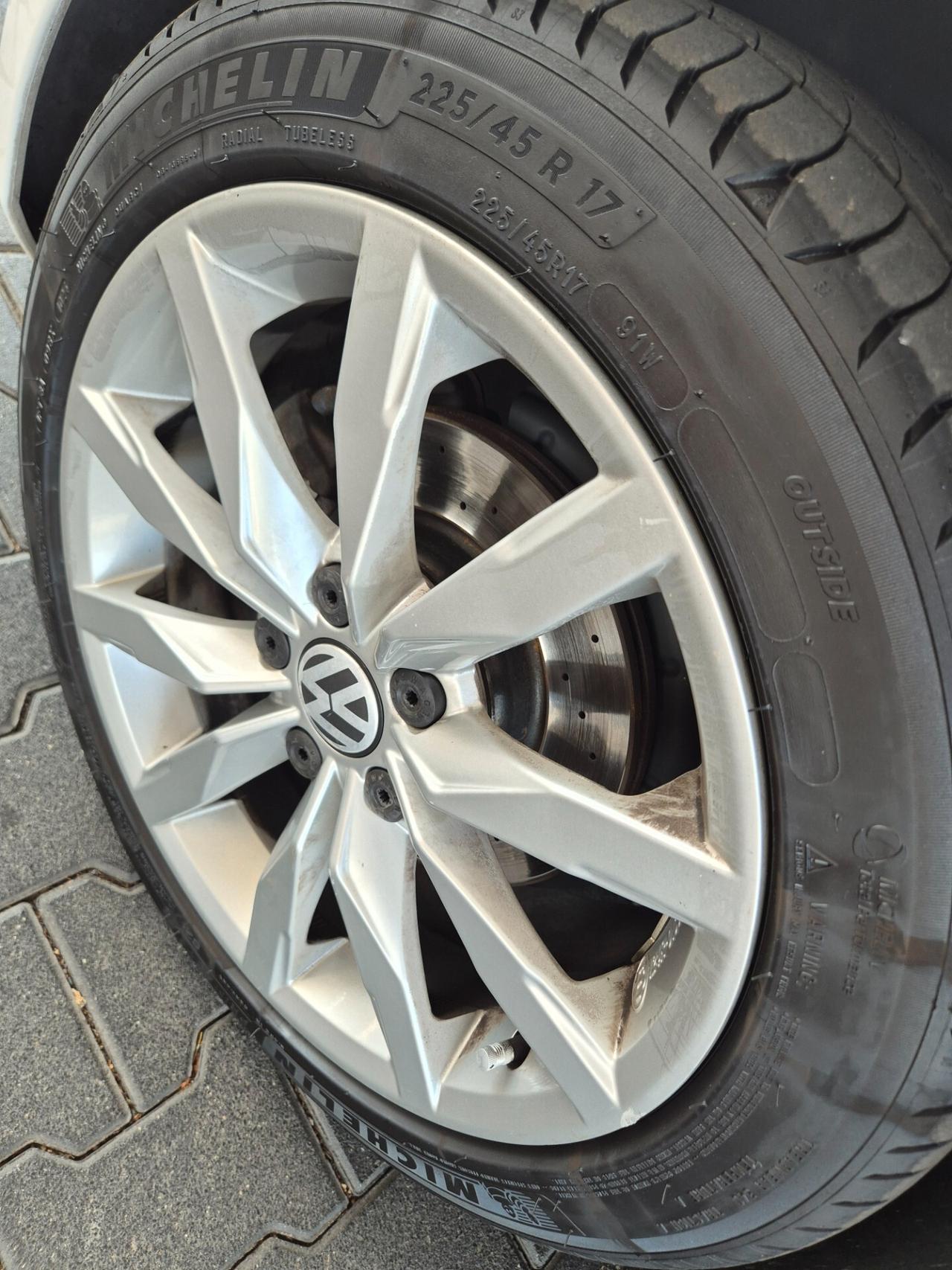 Volkswagen Golf Plus 1.6 TDI DPF Highline