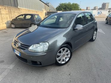 Volkswagen Golf 2.0 16V TDI 5p. Sportline