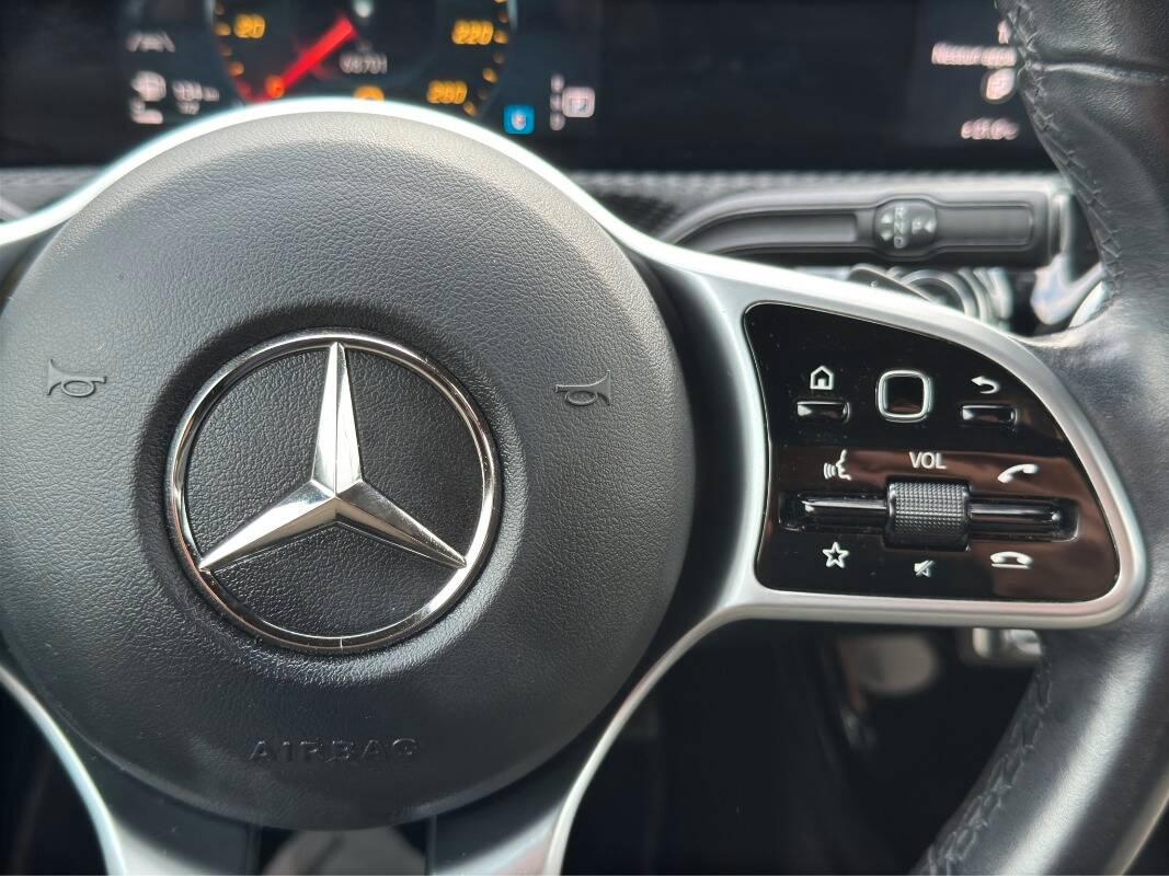 Mercedes Classe A 180 d Business AUTOMATICA con CarPlay