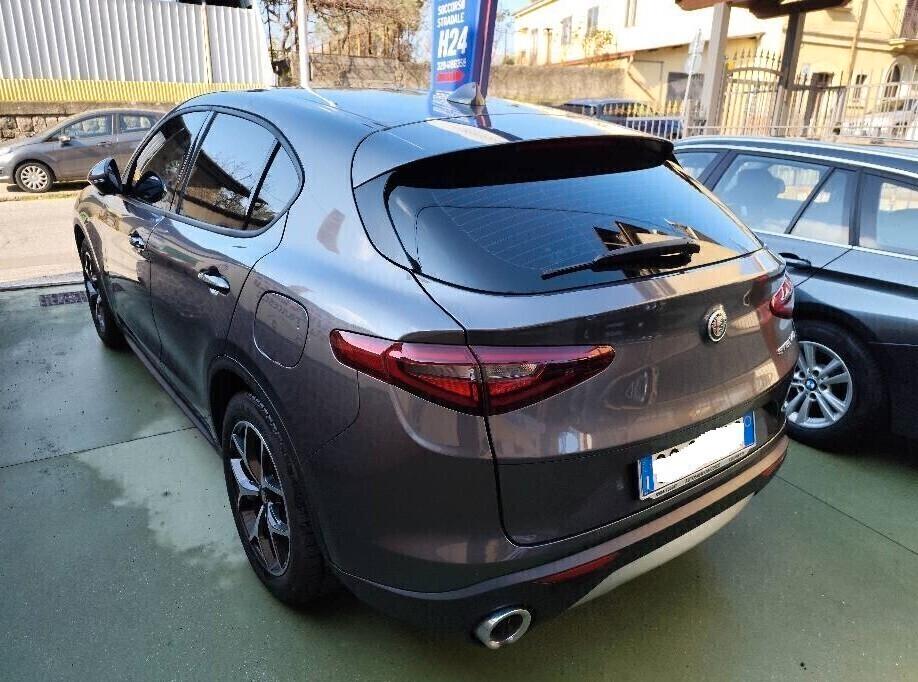 Alfa Romeo Stelvio 2.2 AT8 Executive 190cv - 2021