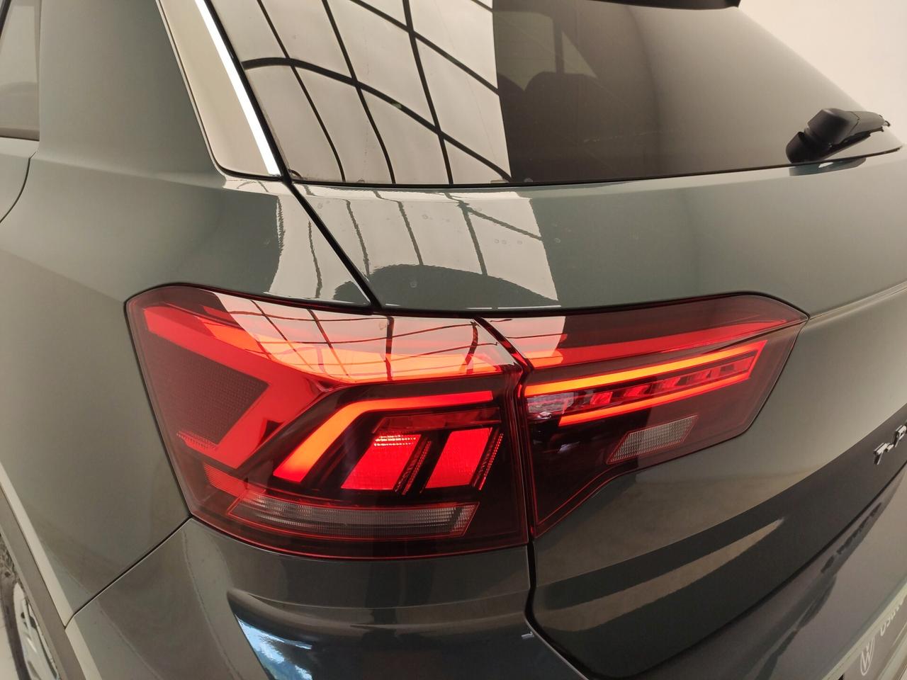 Volkswagen T-Roc 1.5 TSI ACT DSG R-Line