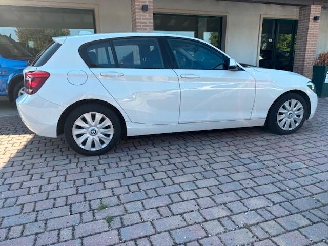 Bmw 114 114i 5p. Sport