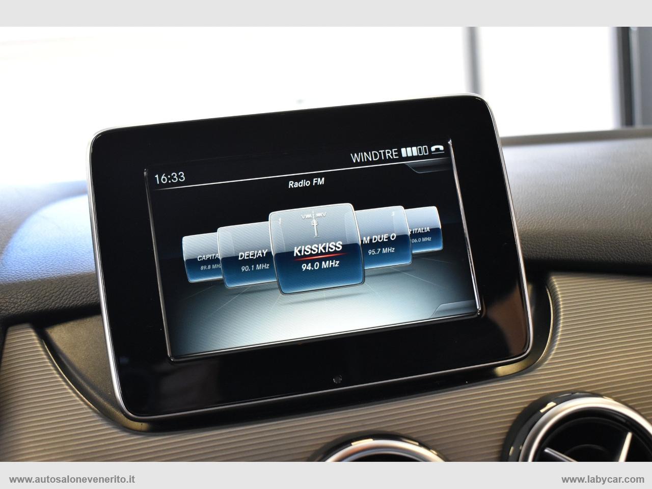 MERCEDES-BENZ B 180 d Automatic Premium