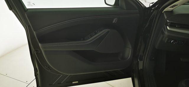 FORD Mustang Mach-E Standard Range 269 CV rwd (430 km di autonomia)