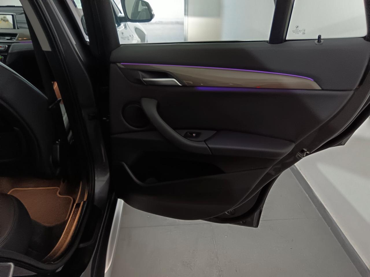 BMW X1 SDRIVE18D XLINE