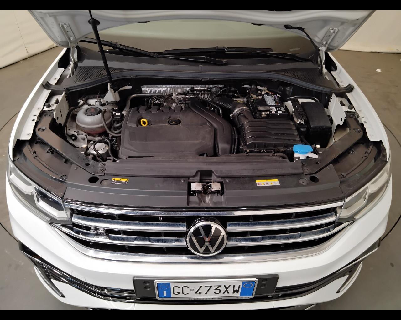 VOLKSWAGEN Tiguan II 2021 - Tiguan 1.5 tsi R-Line 150cv dsg