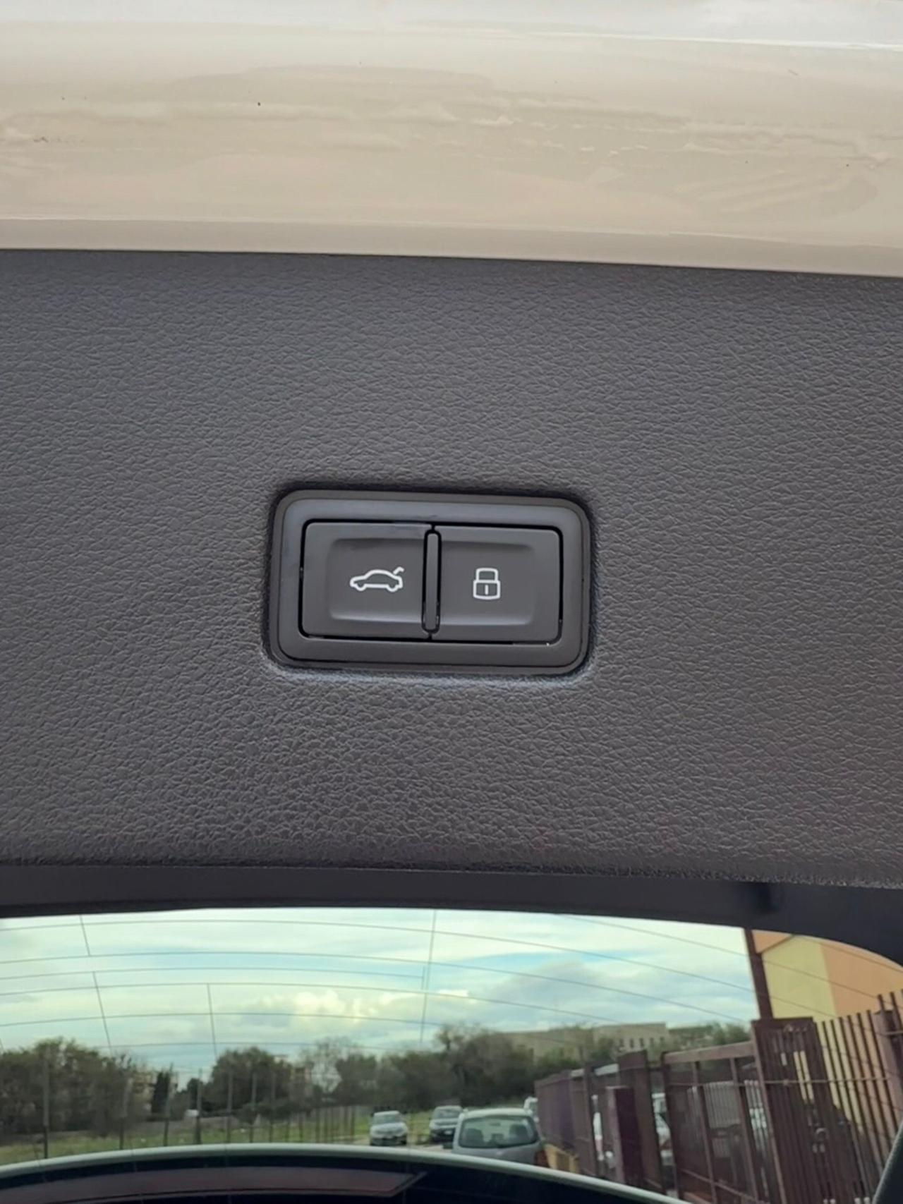 Audi Q8 50 TDI 286 CV quattro tiptronic Sport