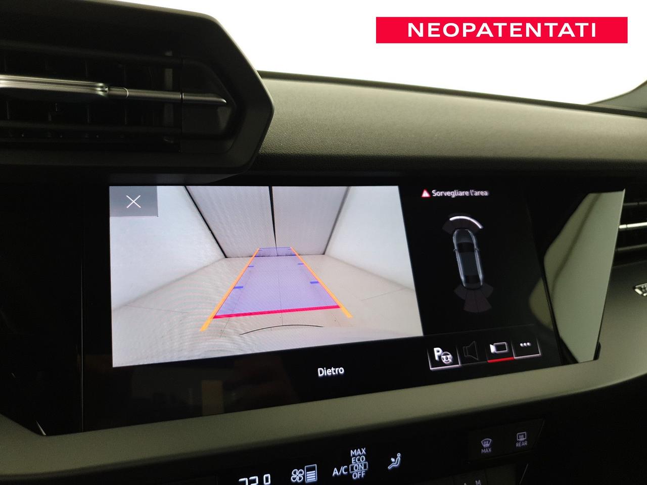 Sedan 30TFSI 116CV S tronic Business