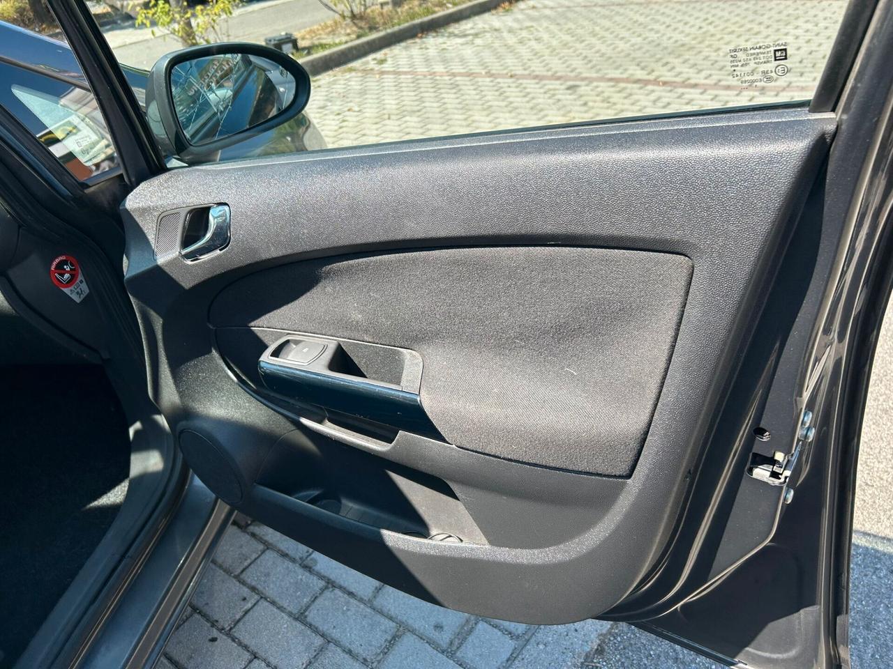 Opel Corsa 1.2 85CV 5 porte GPL-TECH One