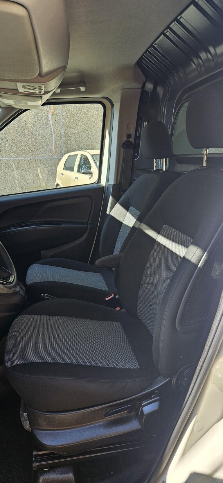 FIAT DOBLO' 1.4 T- JET NATURAL POWER - SCAD. BOMBOLE 06/2027 KM. 27000 CERTIFICATI+IVA