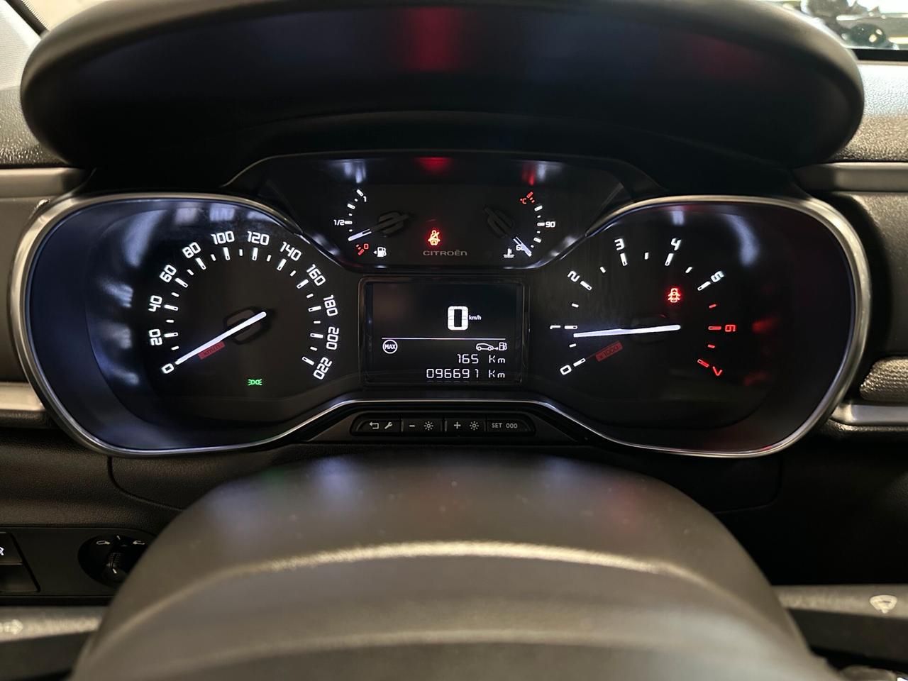 Citroen C3 1.2 Shine 82cv - Neopatentati unicoPro