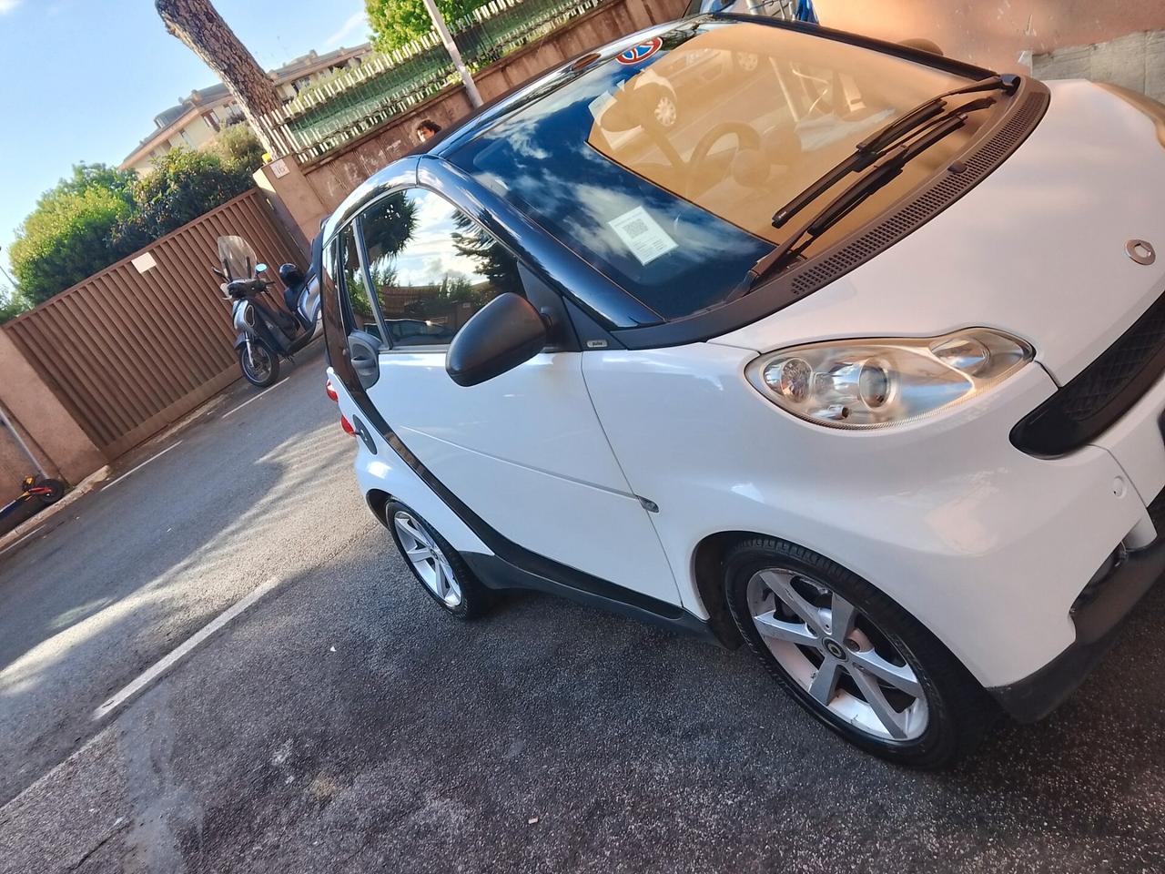 Smart ForTwo 1000 62 kW cabrio pulse