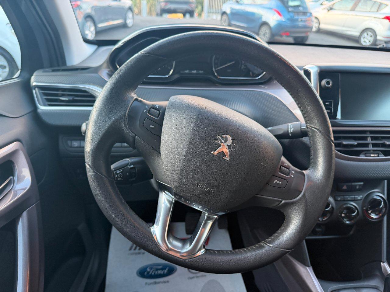 Peugeot 2008 2008 1.2 puretech (vti) 12v Active 82cv