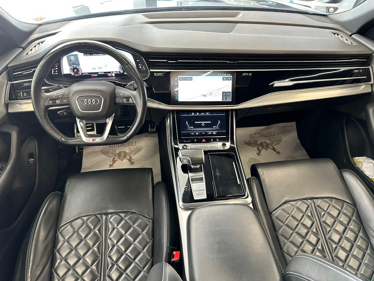 AUDI Q8 50 TDI 286 CV TETTO S LINE FULL