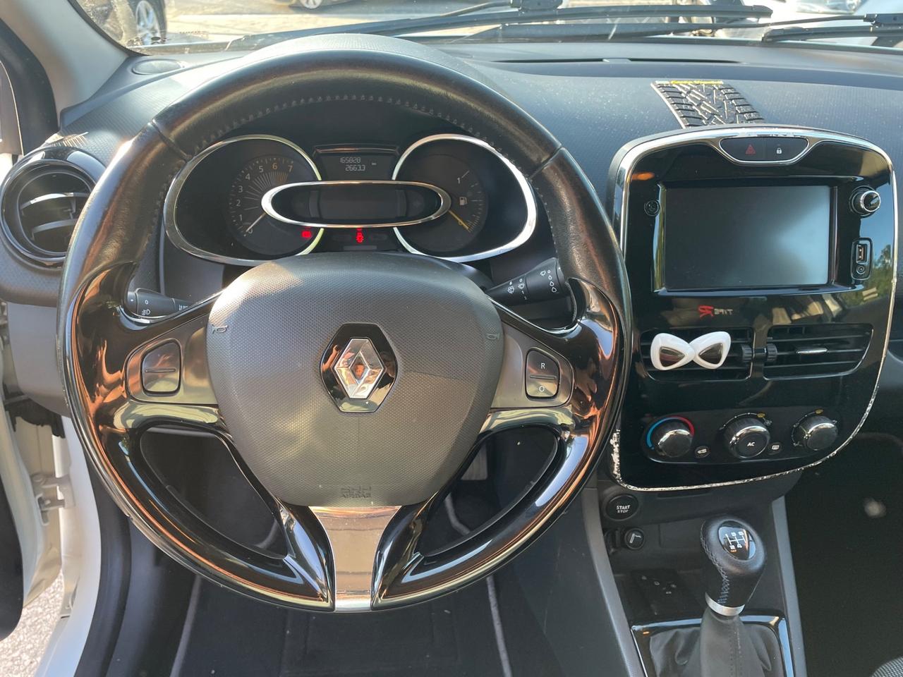 Renault Clio 1.2 16V 5 porte Dynamique