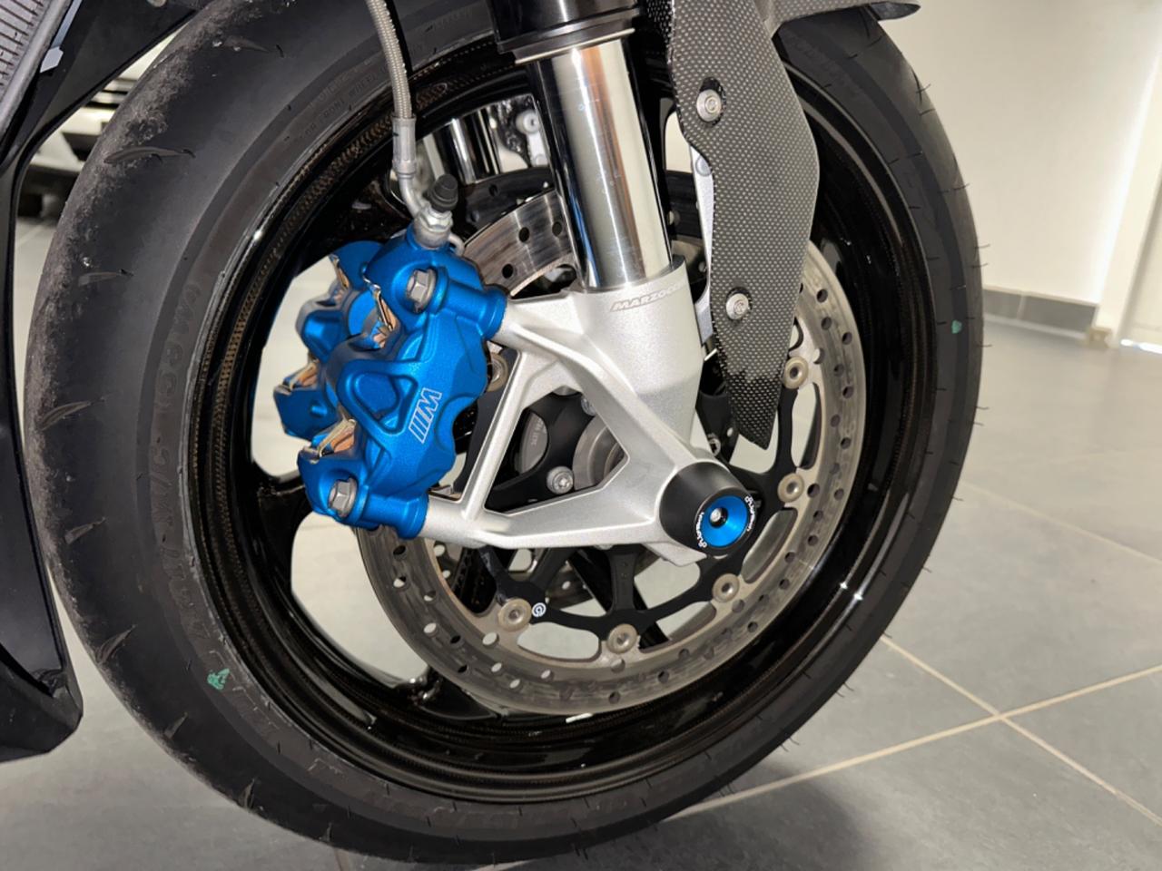 BMW M1000RR 212CV FULL CARBONIO M VERA!! PARI AL NUOVO