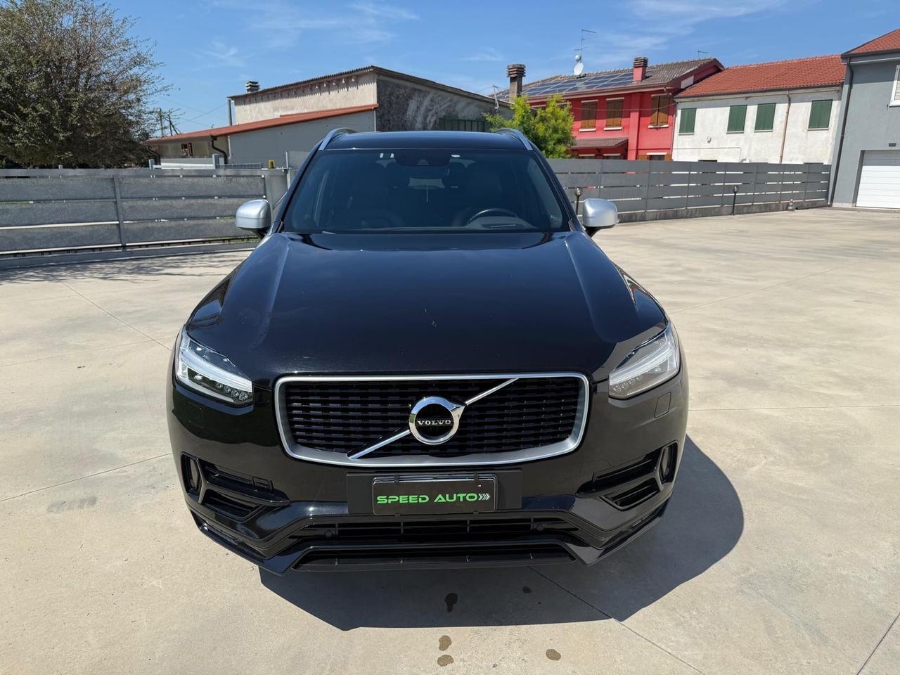 Volvo XC90 D5 AWD R-DESIGN 7 posti