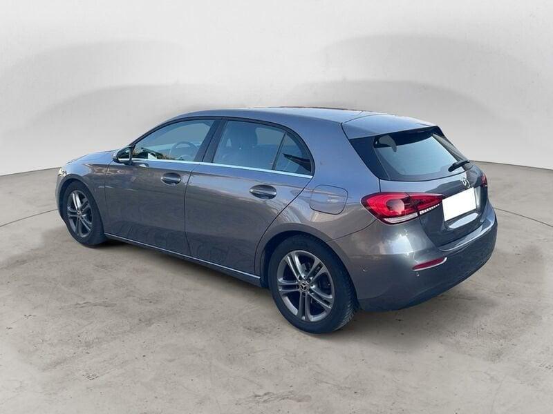 Mercedes-Benz Classe A A 180 d Automatic Business