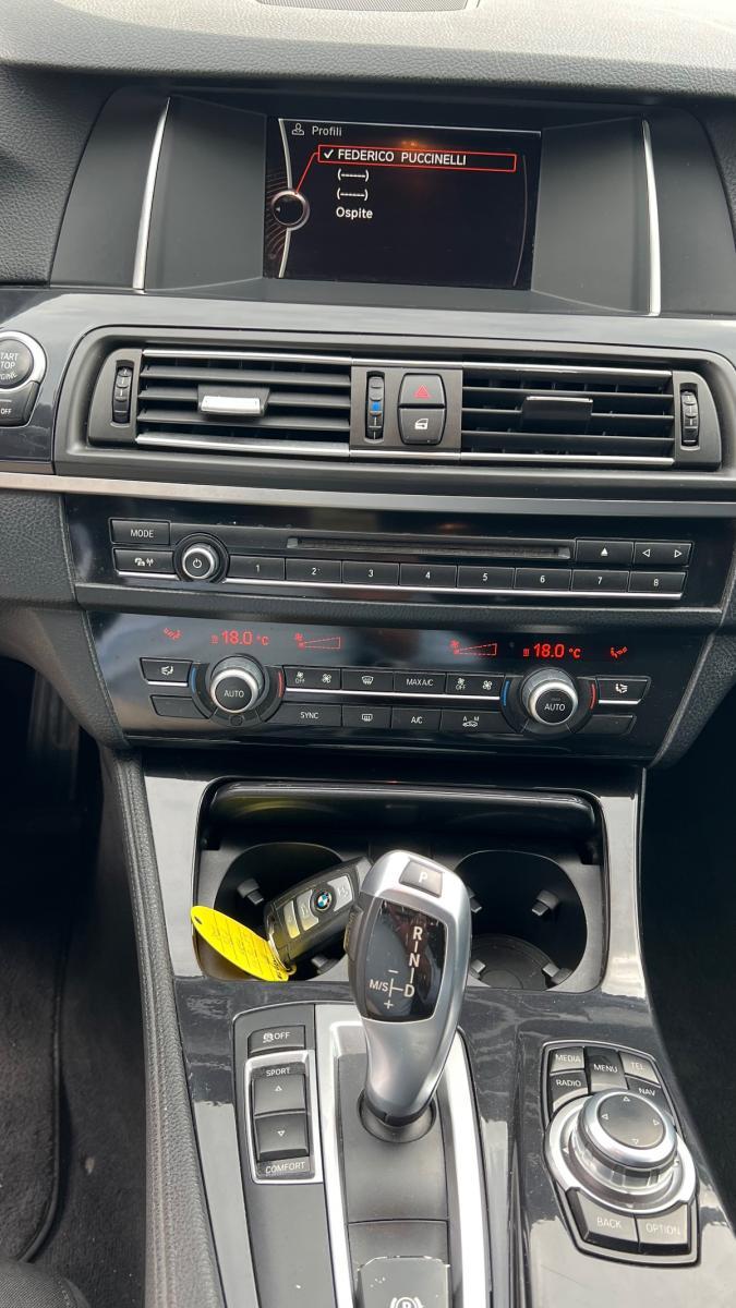 BMW - Serie 5 Touring 520d Touring Business 184cv auto E6