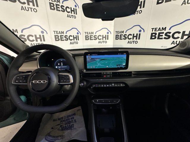 FIAT 600 Hybrid 110 CV DCT MHEV La Prima