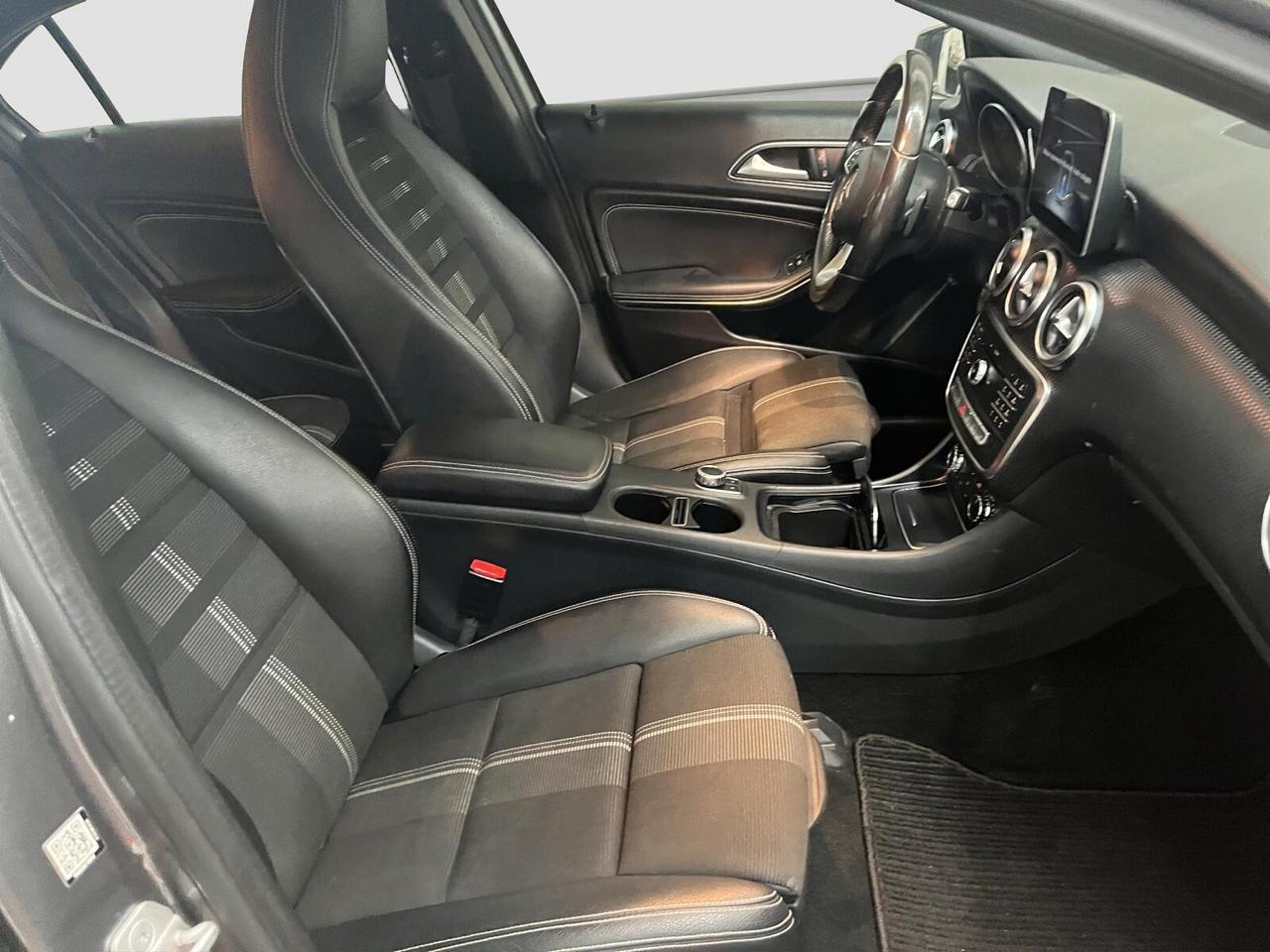 Mercedes-benz A 180d Automatic Sport 2017