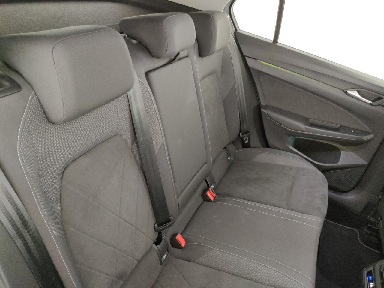 Volkswagen Golf 1.5 tsi evo style 130cv