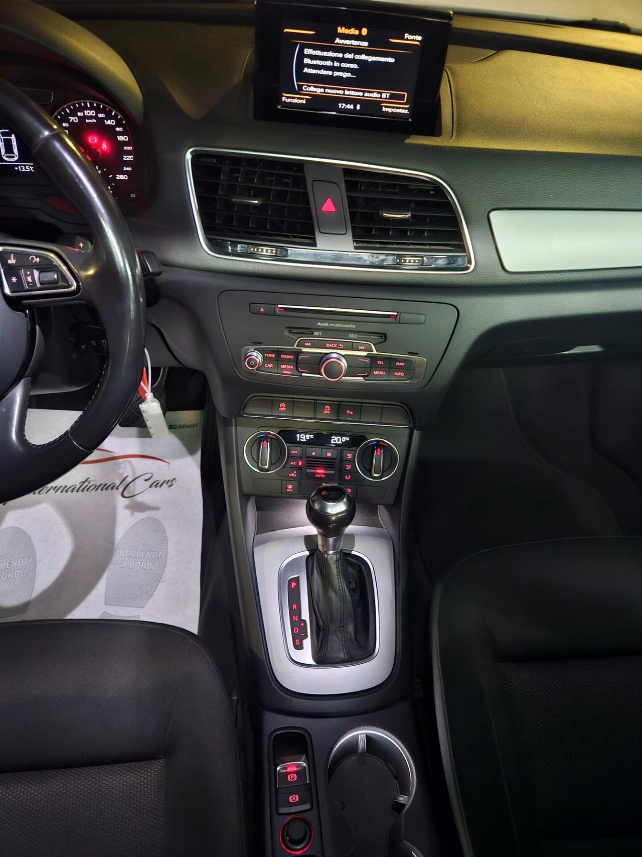 Audi Q3 2.0 TDI 120cv 88kw AUTOMATICA F1 TETTO