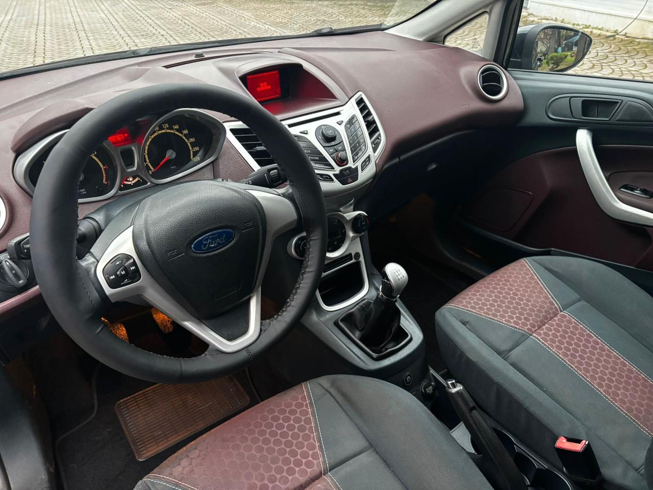 Ford Fiesta 1.4 3 porte Bz.- GPL Titanium IDONEA PER NEOPATENTATI UNIPROPRIETARIO PERMUTABILE