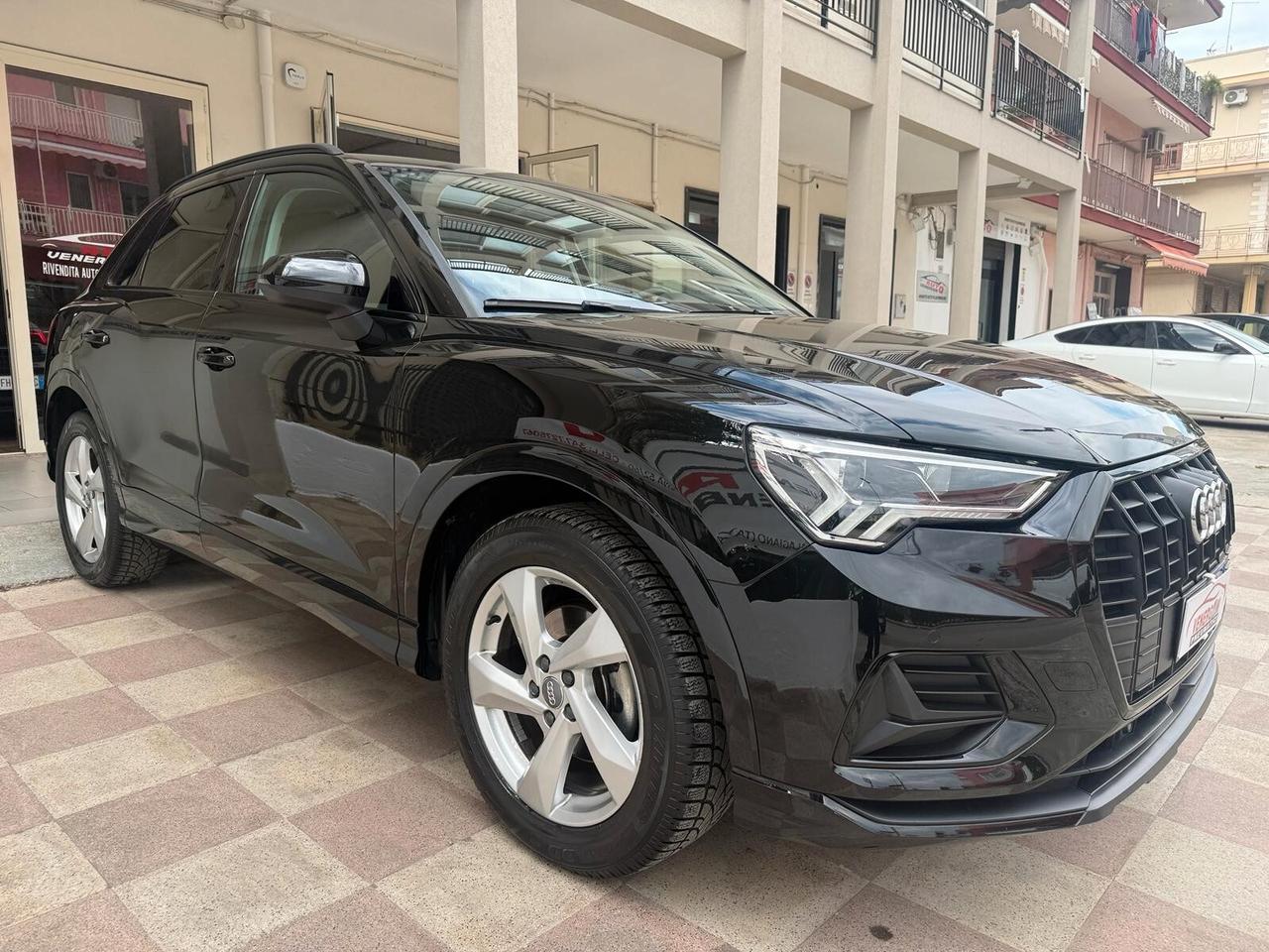 Audi Q3 35 TDI S tronic line edition