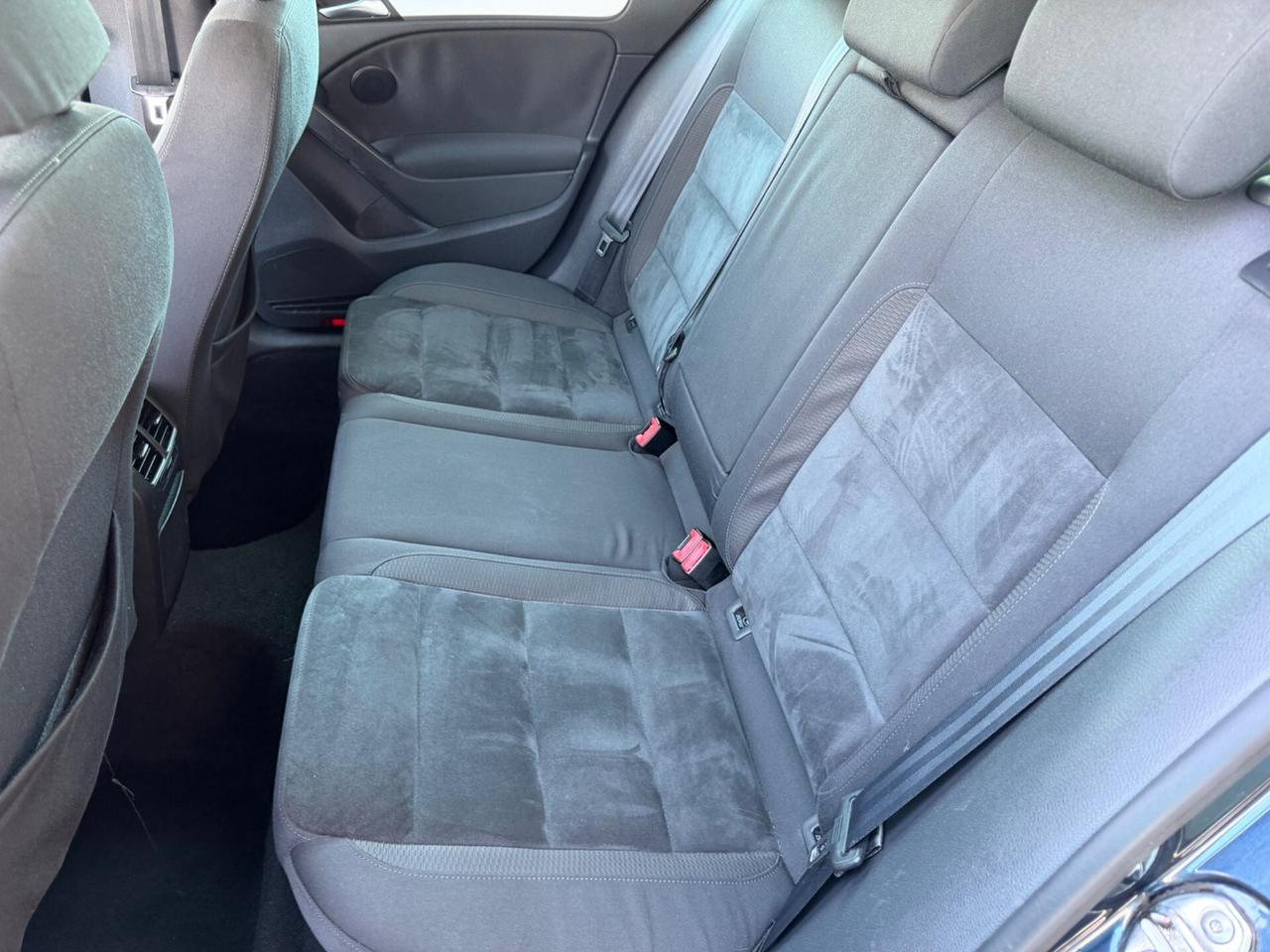 Vw Golf 1.6 TDI DPF 5p. Highline 105cv