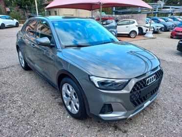 Audi A1 allstreet 30 TFSI Identity Contrast