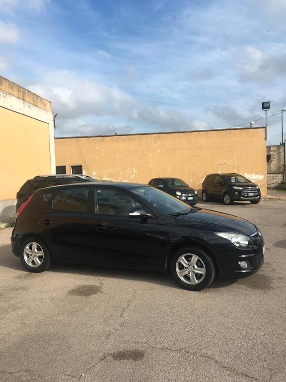 Hyundai i30 1.6 16V 126CV 5p. Dynamic