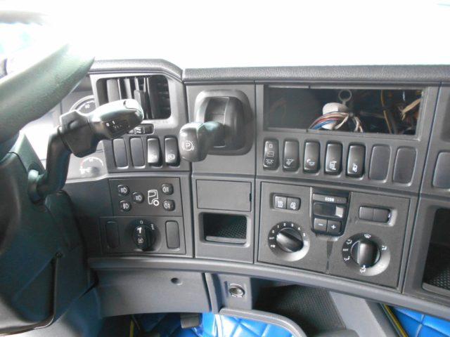 SCANIA R 440