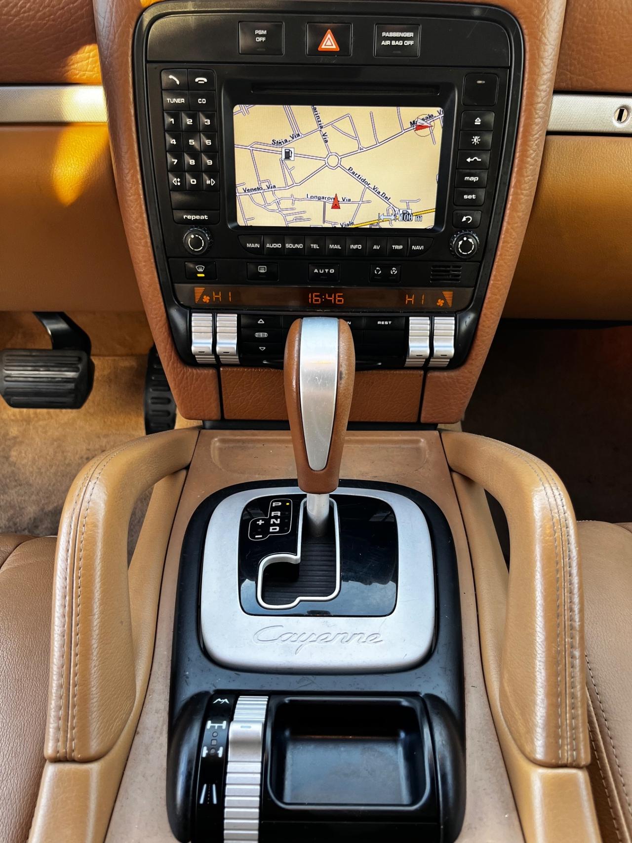 Porsche Cayenne 3.2 V6 250 cv tiptronic