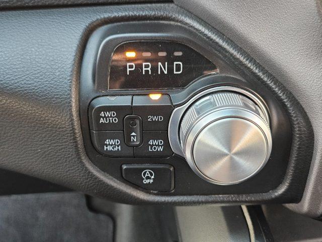 DODGE RAM 5.7 V8 Crew Cab Sport Autocarro N1