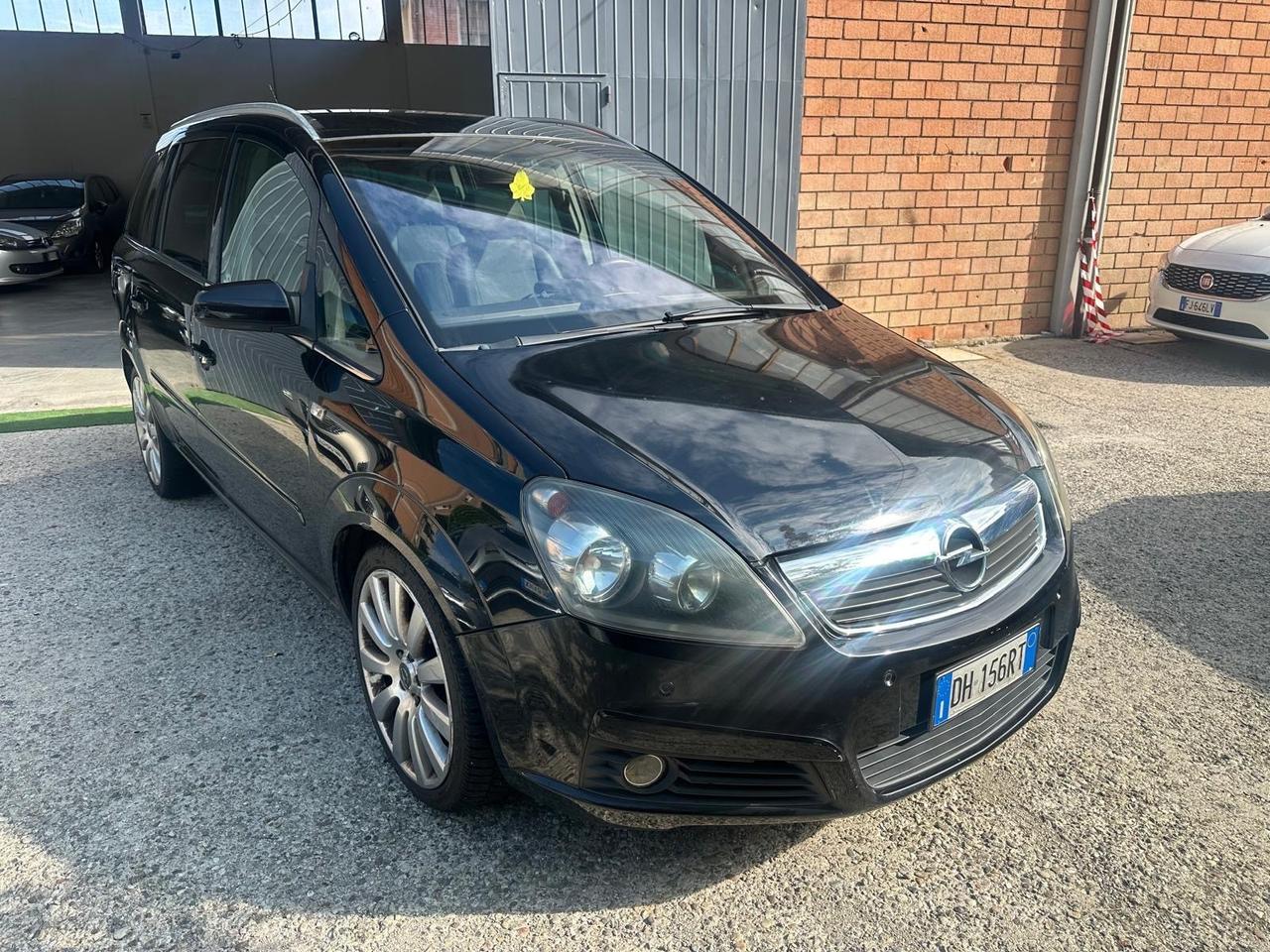 Opel Zafira 1.9 16V CDTI 150CV Cosmo