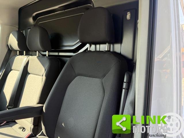 VOLKSWAGEN Crafter 35 2.0 BiTDI 177CV 4Motion PL-TA Furgone