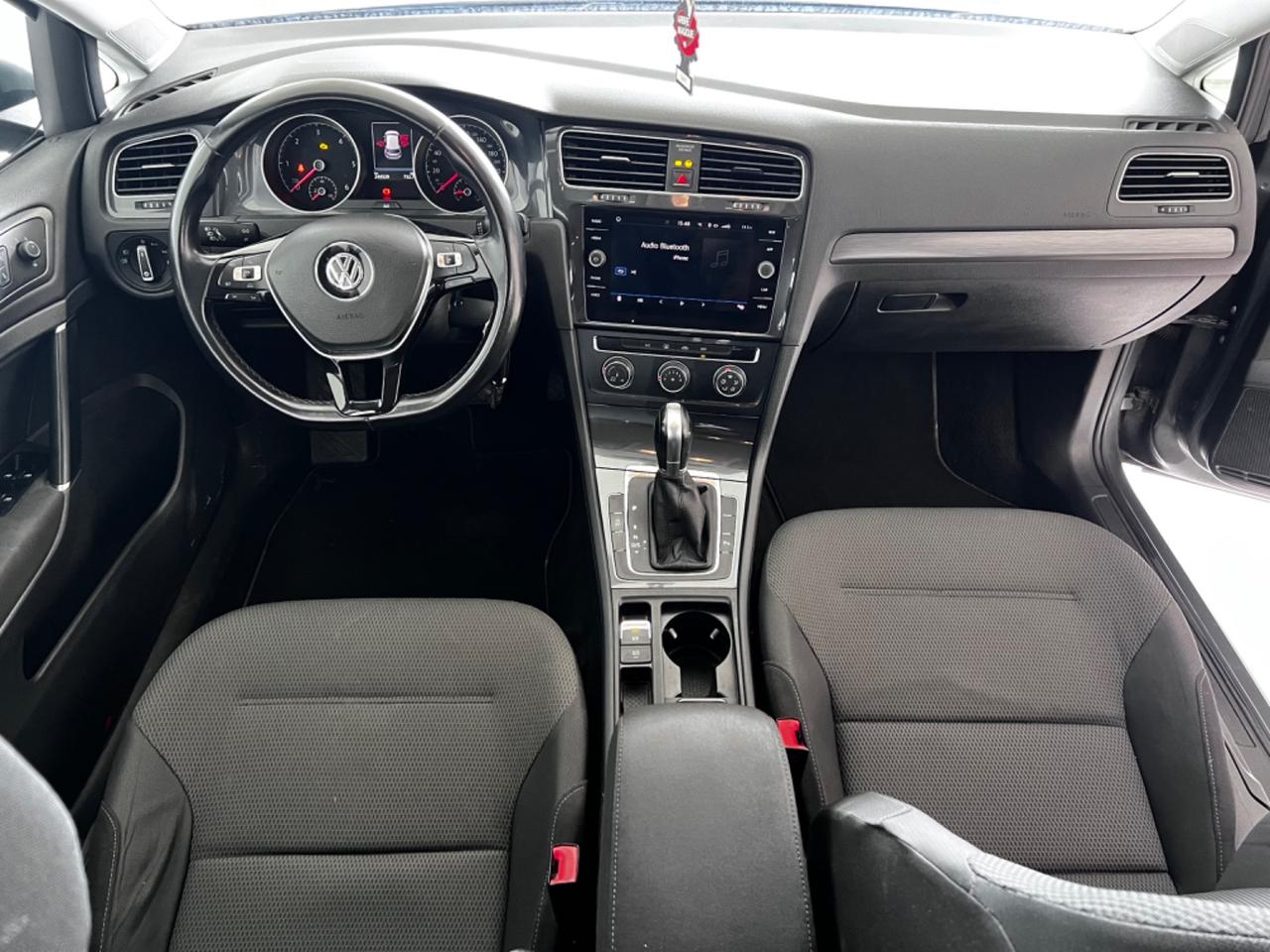 Volkswagen Golf 1.6