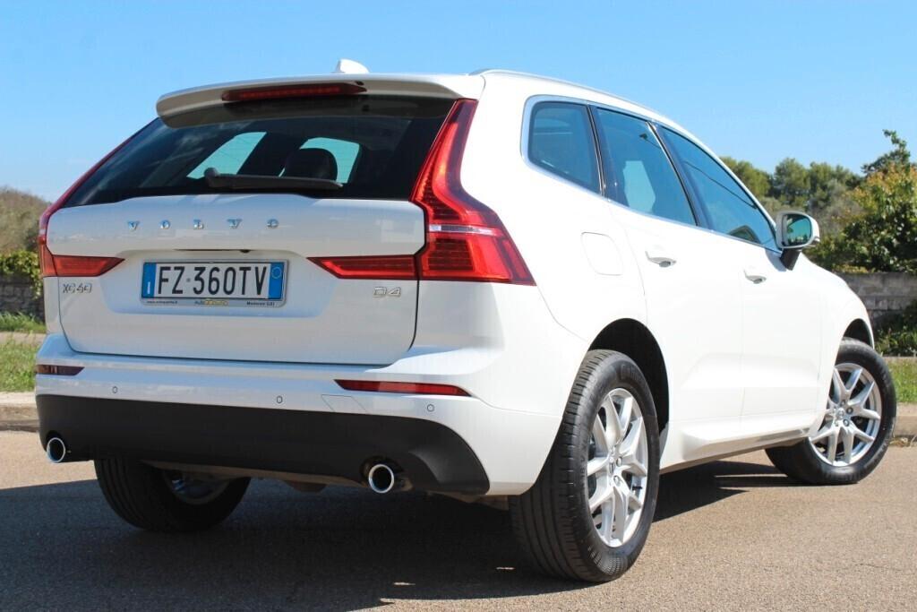 VOLVO XC60 D4 Aut 190CV *TETTO APR.*PELLE *CAMERA