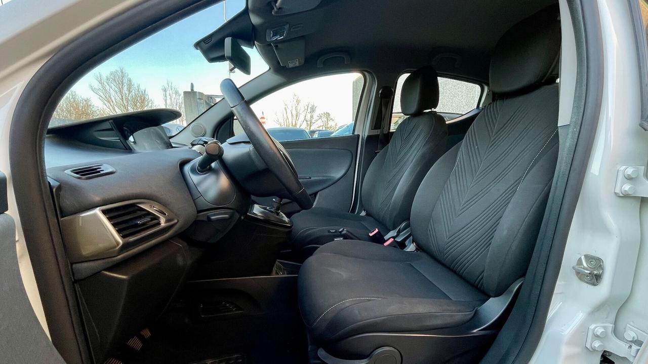 LANCIA 1.0 FIREFLY HYBRID 5P 69CV - CARPLAY, NEOPATENTATI