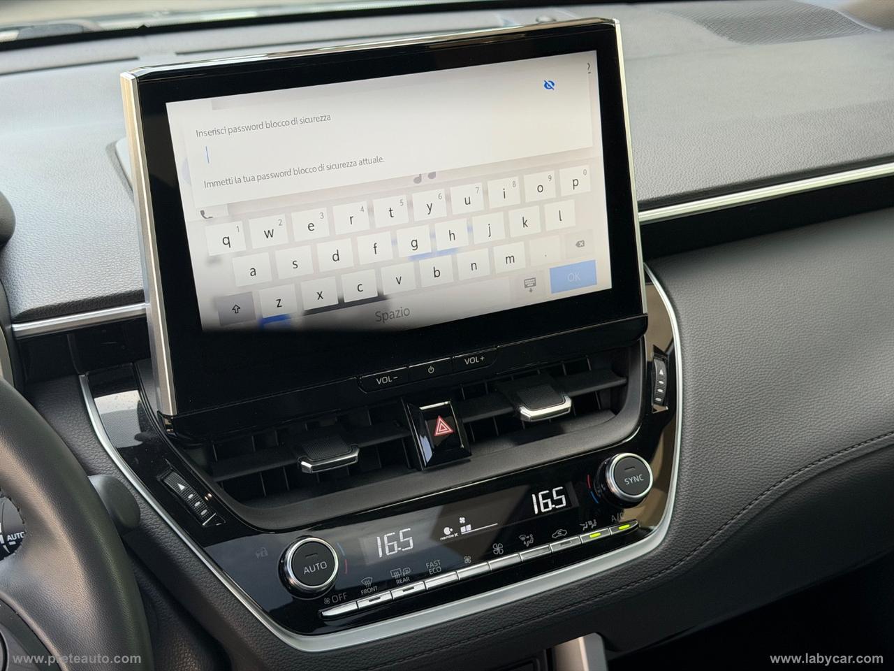 TOYOTA Corolla Cross 2.0H 197 CV E-CVT Lounge