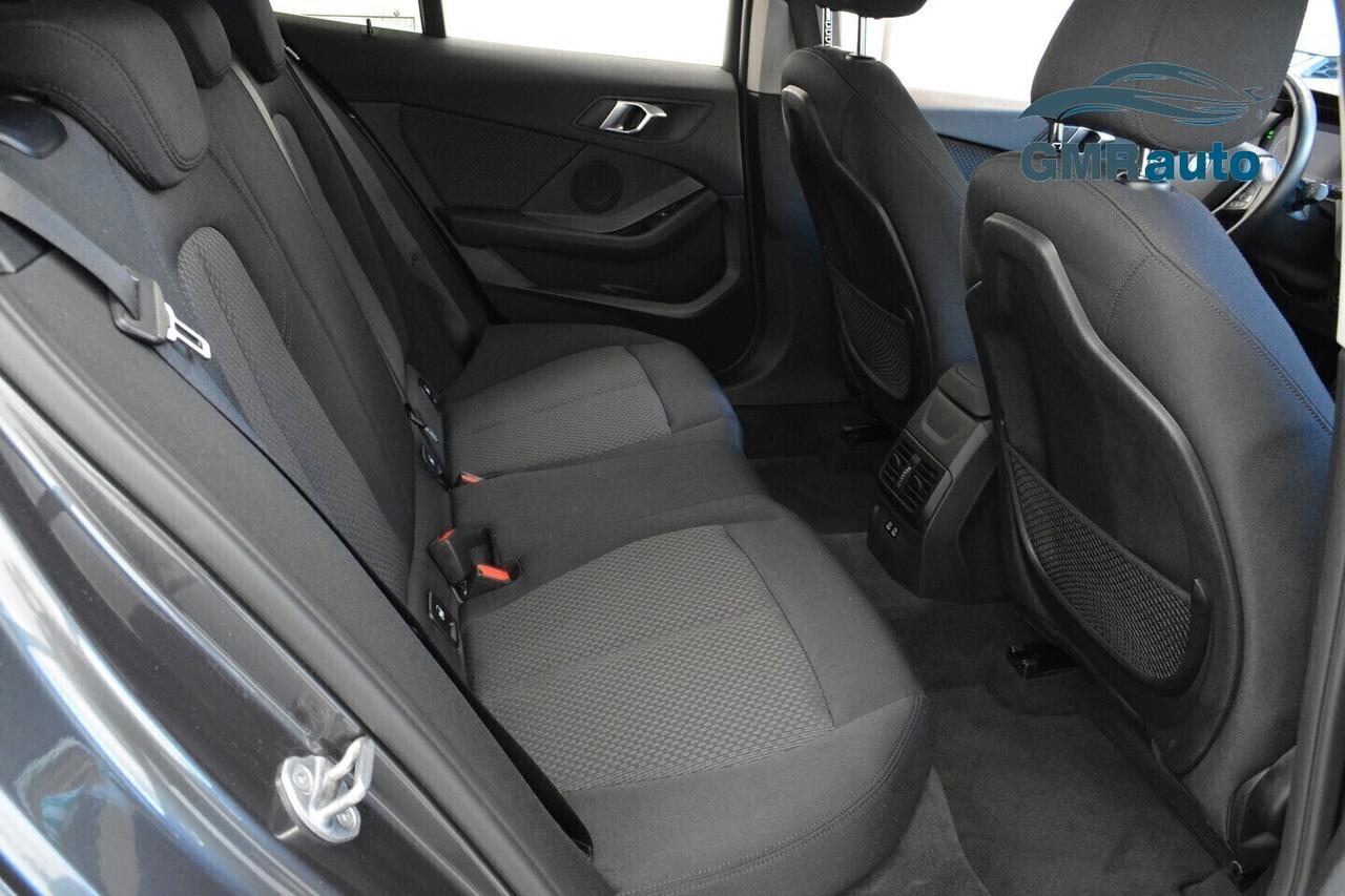 Bmw 116 116d 5p. Advantage