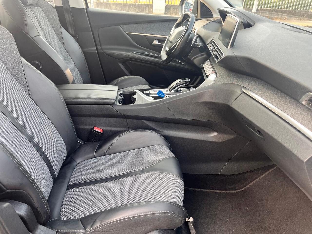 Peugeot 3008 BlueHDi 120 EAT6 S&S Allure