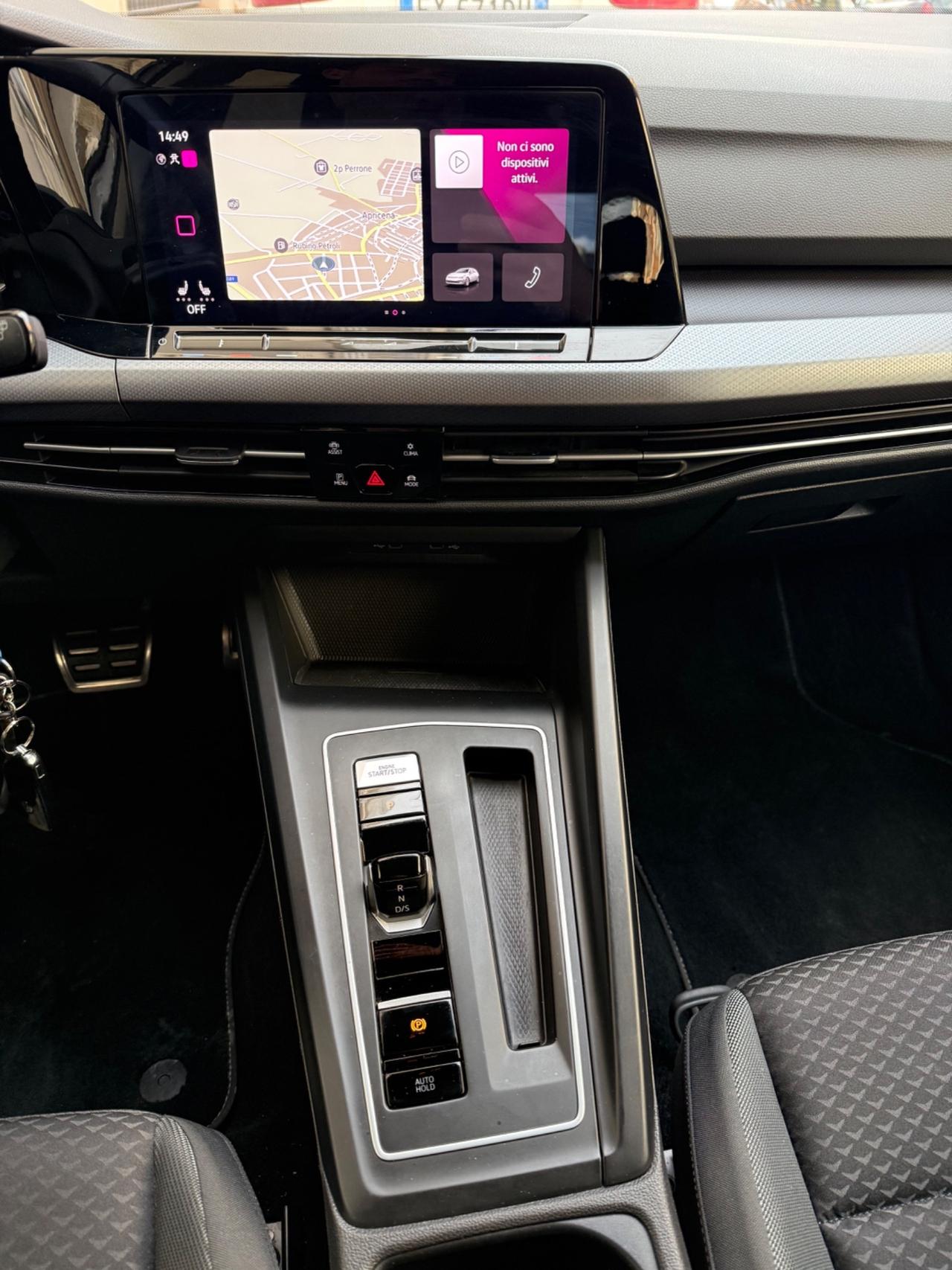 Volkswagen Golf 8 2.0 TDI DSG SCR CON GANCIO TRAINO