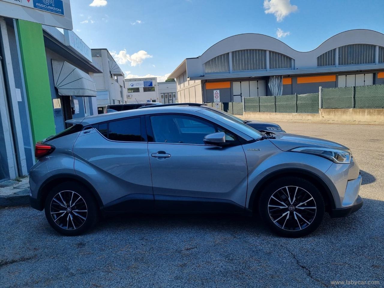 TOYOTA C-HR 1.8 Hybrid E-CVT Trend