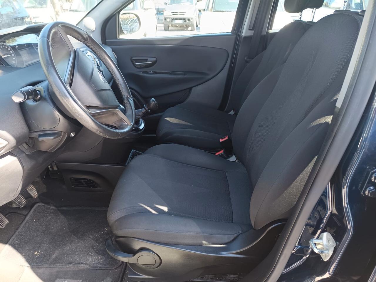 Lancia Ypsilon 2020 - 1.2 BENZINA OK NEOP. LB AUTOMOBILI