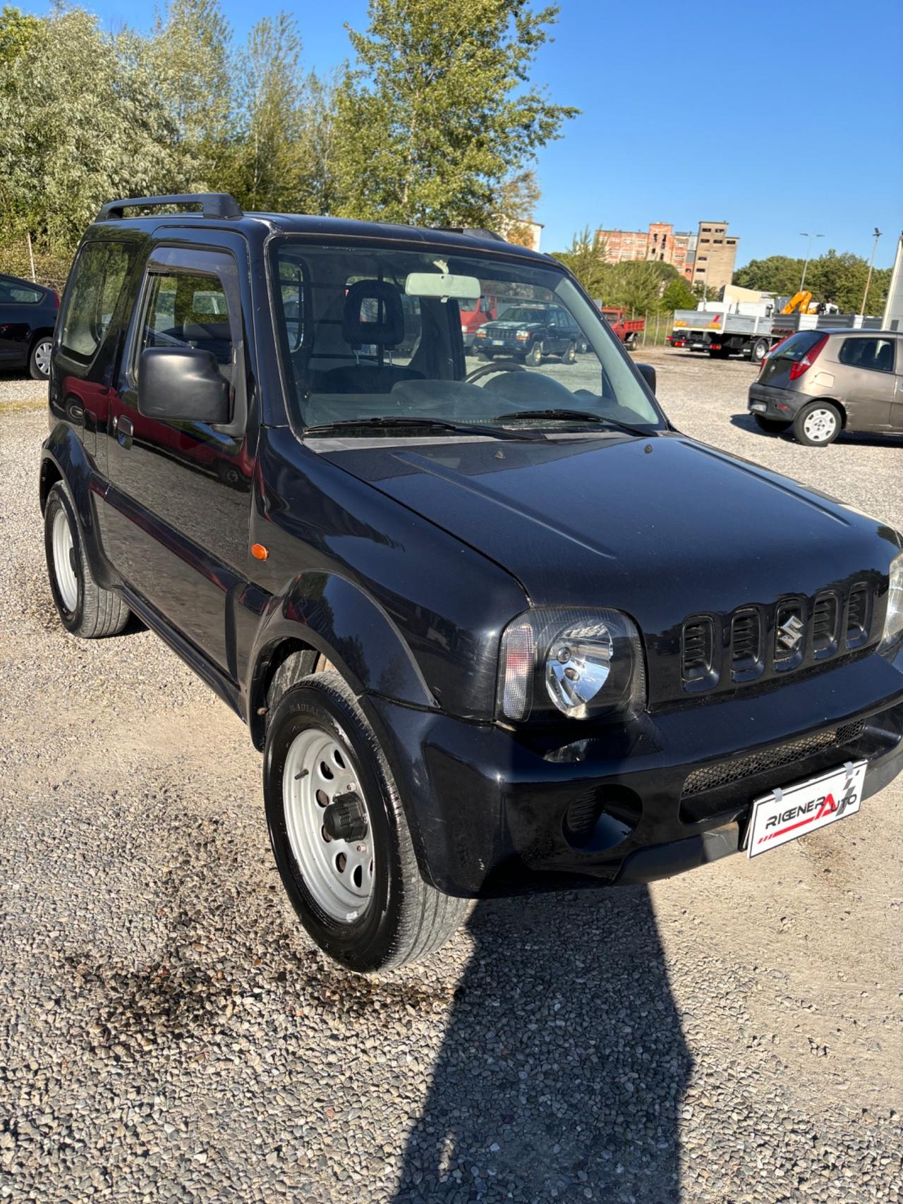 Suzuki Jimny 1.3i 16V cat 4WD JLX