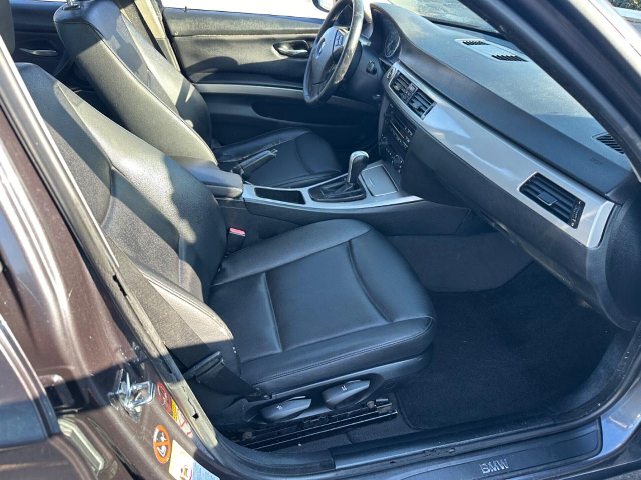 Bmw 320 LEGGI ANNUNCIO