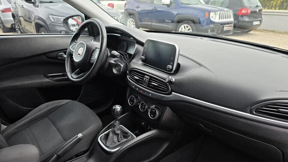 Fiat Tipo 1.6 Mjt S&S SW Lounge
