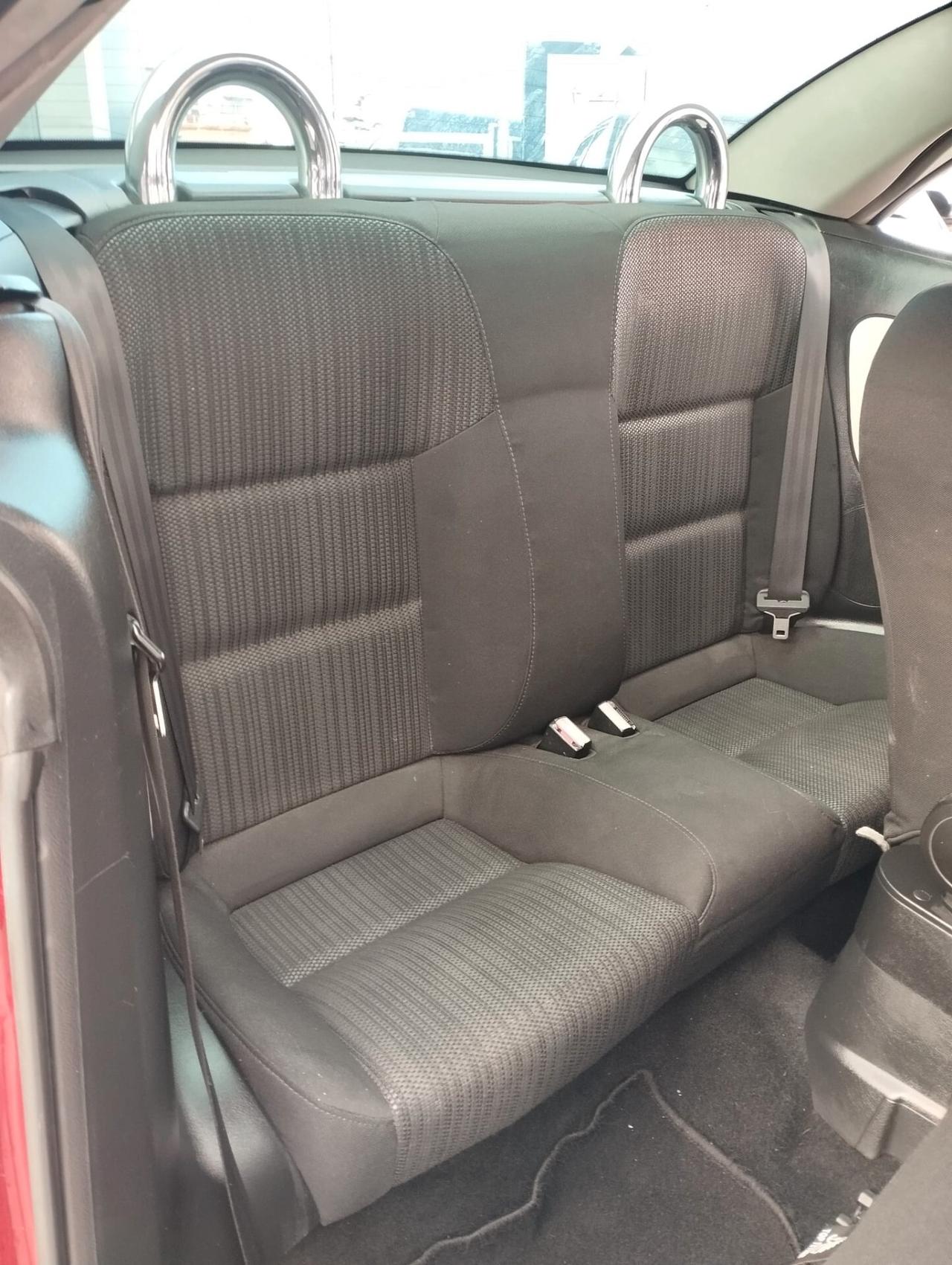 Peugeot 207 1.6 HDi 110CV CC Tecno